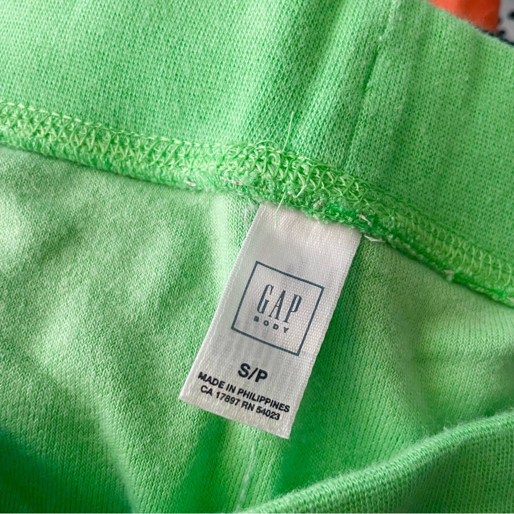 Gap green terry cloth mini skirt with drawstring - Picture 4 of 5